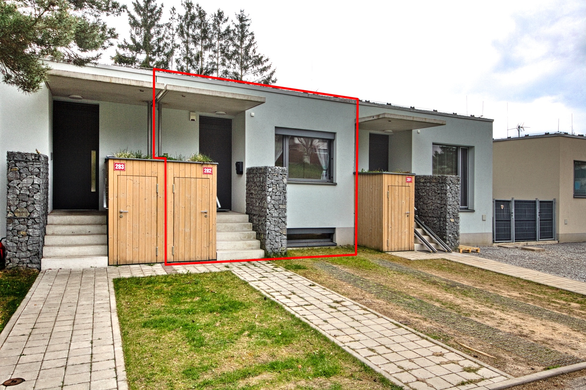 Pronájem novostavby řadového domu 4kk s balkonem a zahradou v Bukovanech u Benešova
